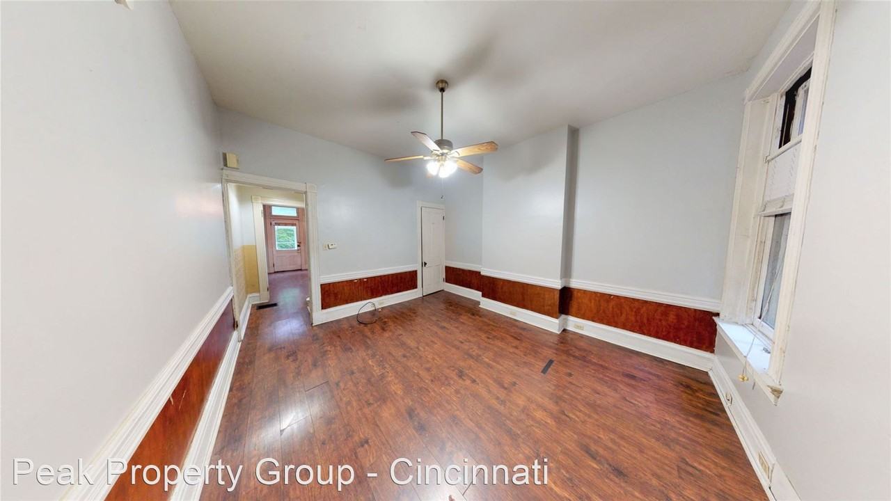 2363 W Clifton Ave - Photo 3 of 11