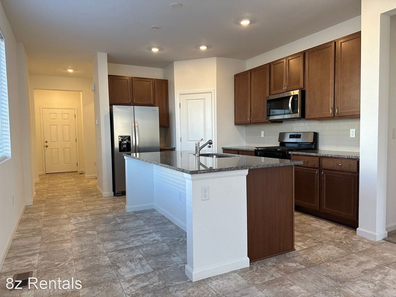 2916 S Flat Cir - Photo 2 of 14