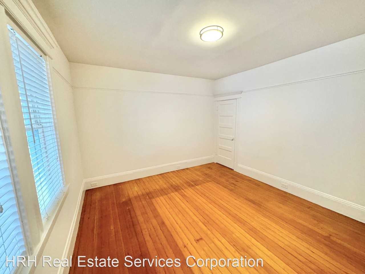 283 Collingwood St - Photo 3 of 32