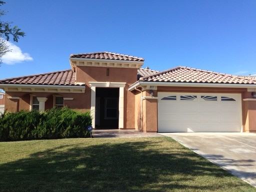 917 Laura Ln - Photo 2 of 19