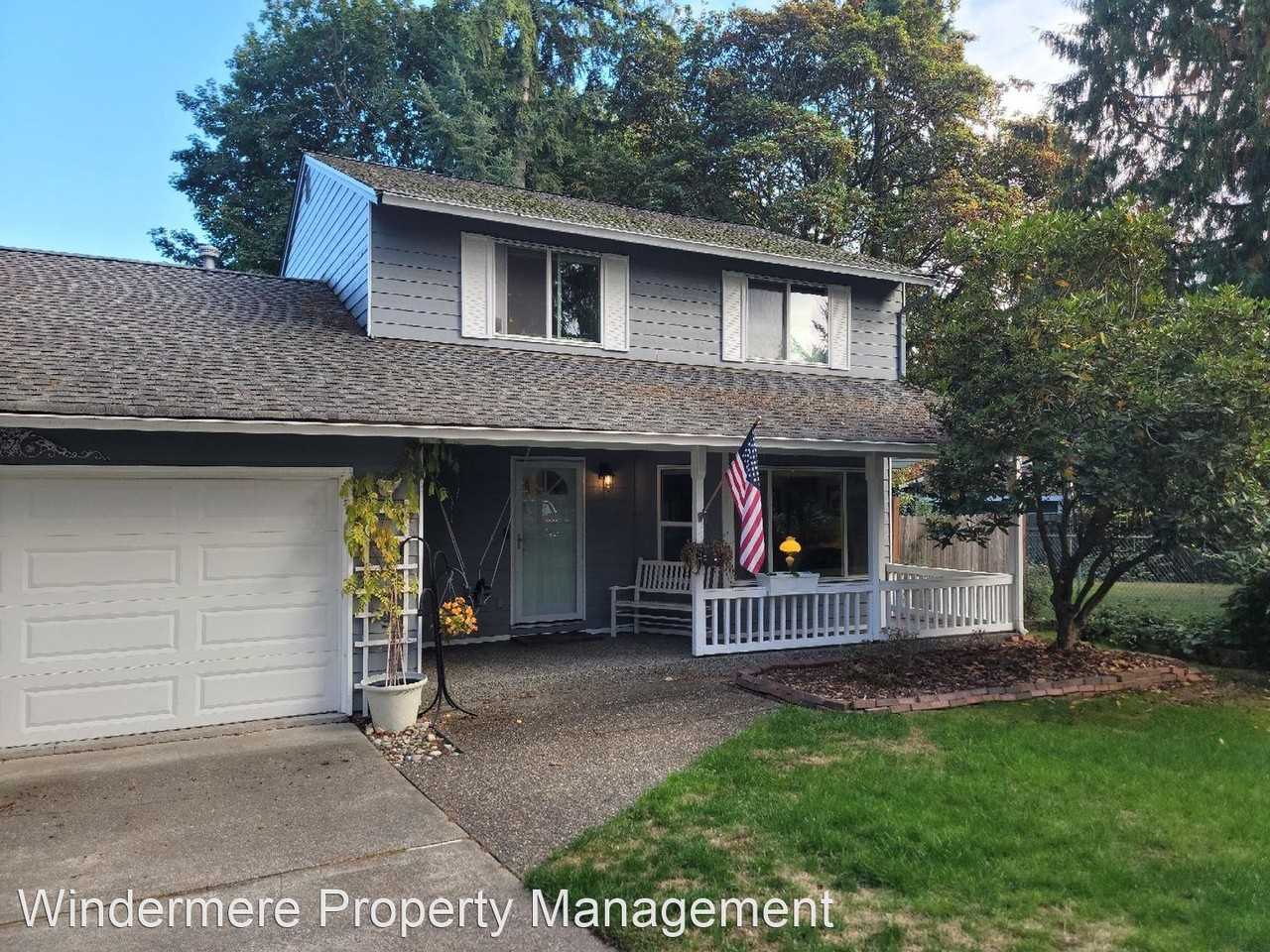 2163 Ne Norrland Ct - Photo 2 of 19