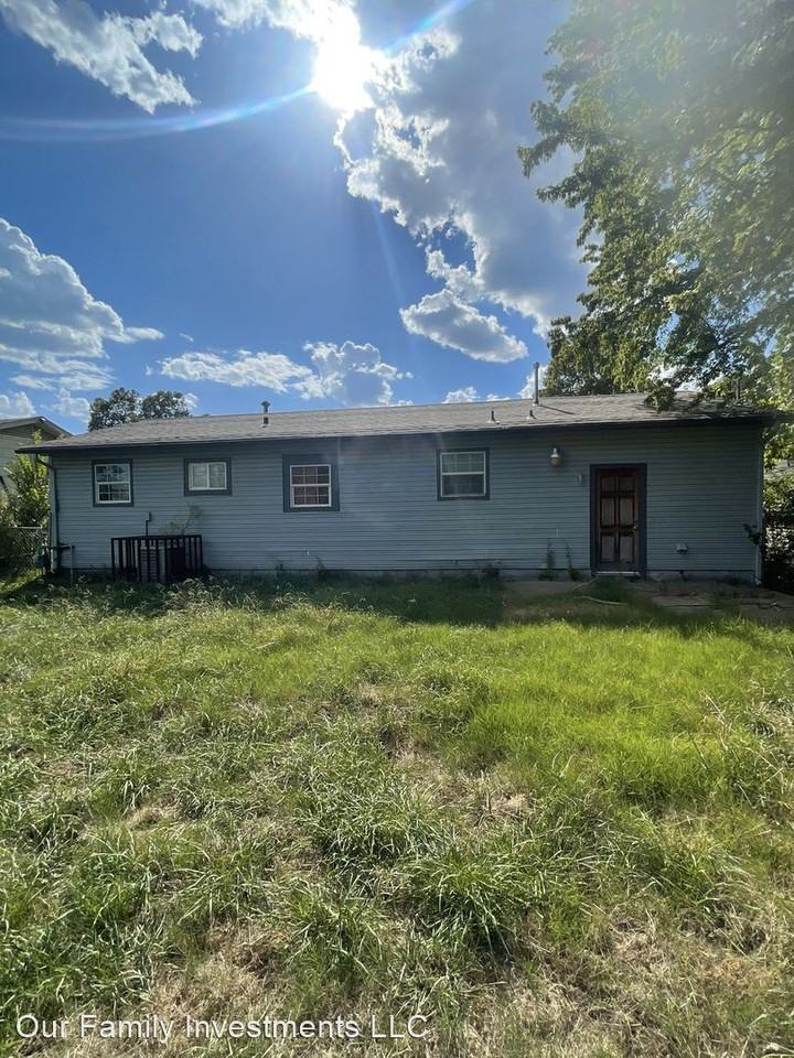 6241 N Boulder Ave - Photo 2 of 2