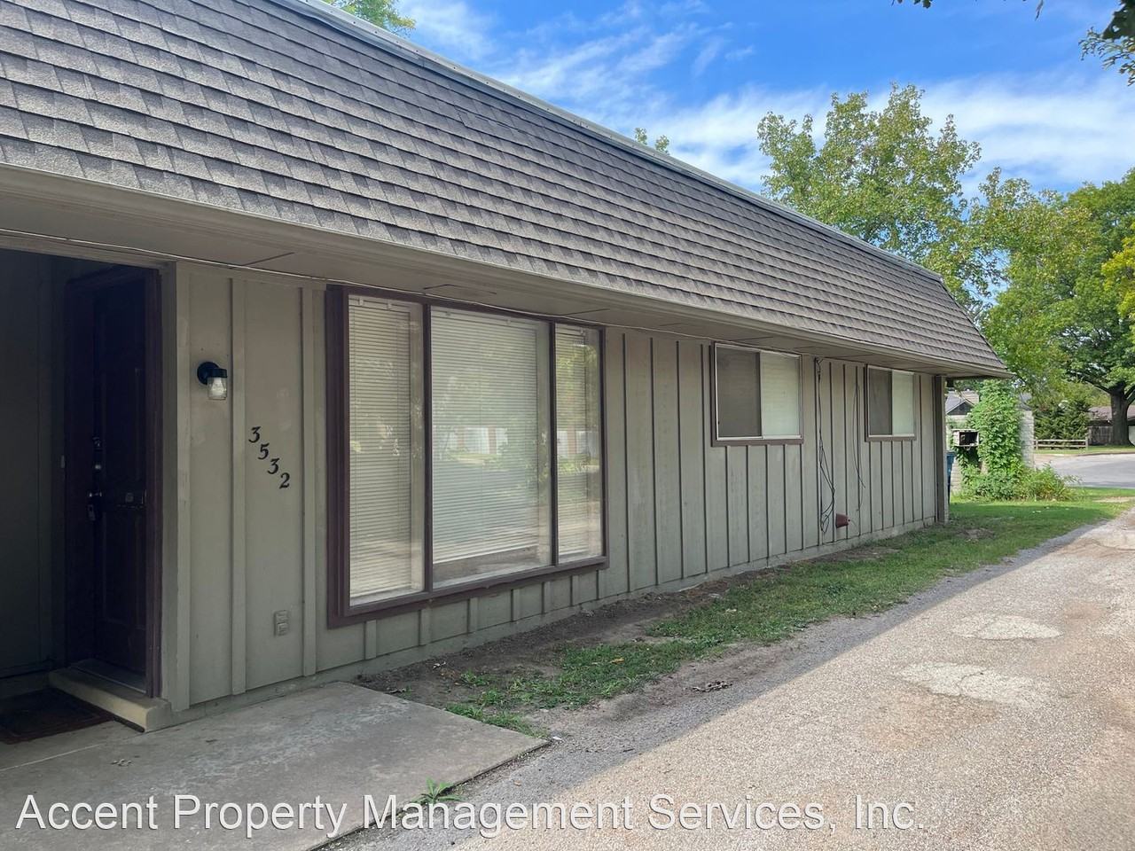 3532 E 48th Pl - Photo 2 of 32