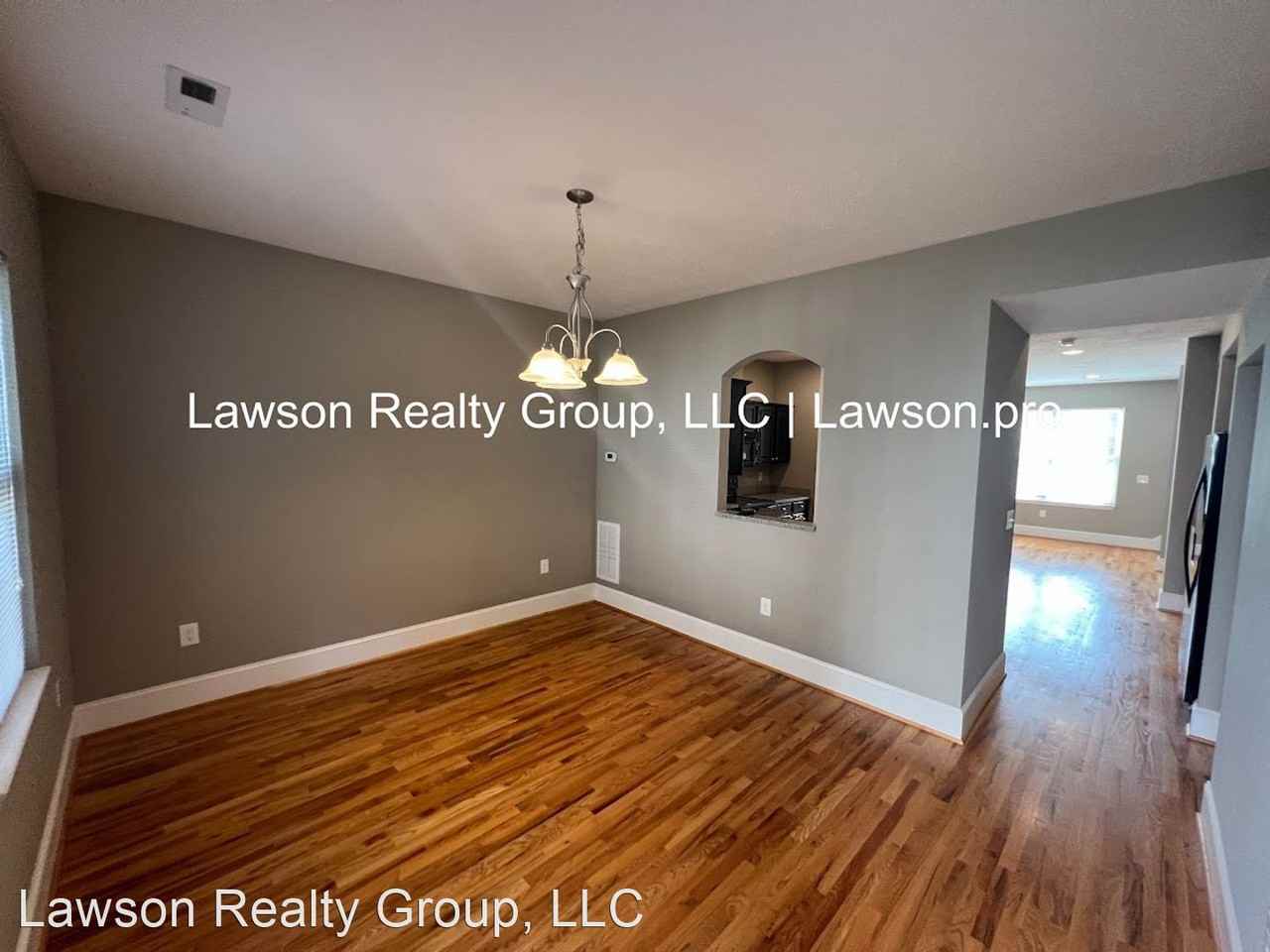 3937 Colonial Green Cir Sw - Photo 2 of 38