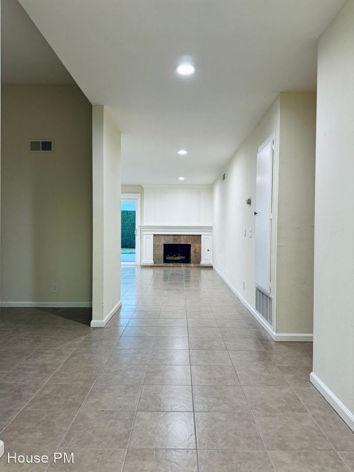 10536 Perch Ave - Photo 3 of 26