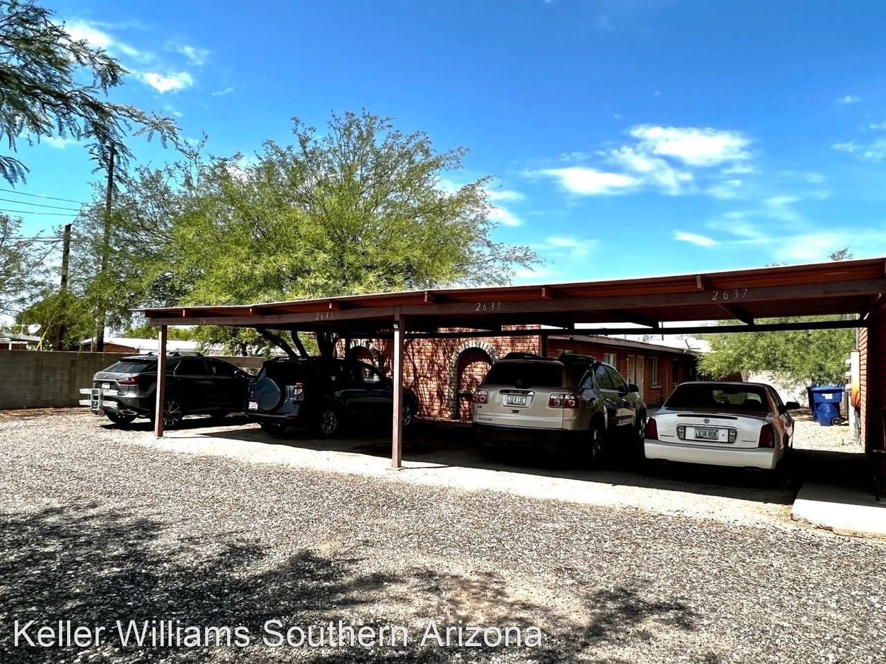 2641 N Dodge Blvd - Photo 3 of 8