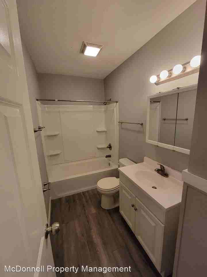 1905 E 13th St - Photo 3 of 7