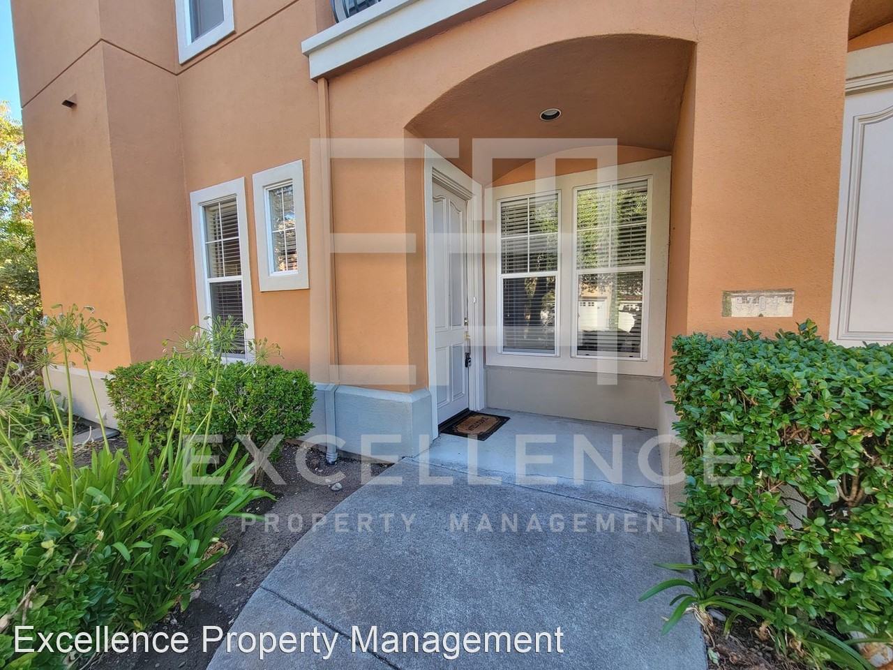 5304 Silver Point Way - Photo 2 of 22