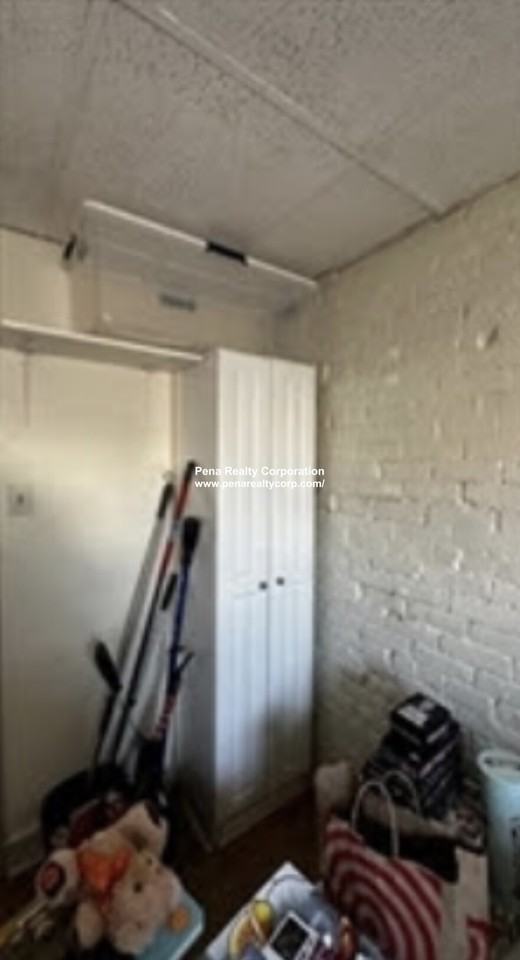 314 Meridian St #3 - Photo 3 of 8