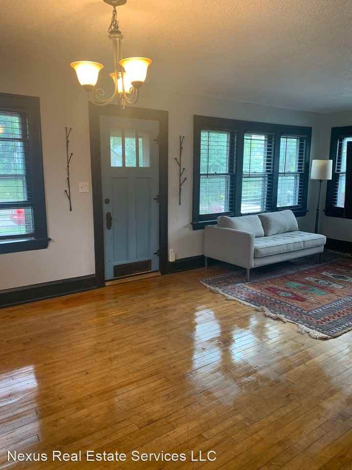 3334 Buchanan St Ne - Photo 2 of 12