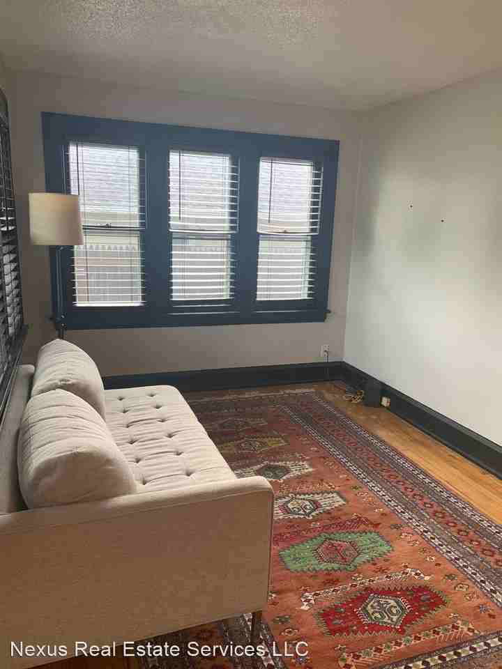 3334 Buchanan St Ne - Photo 3 of 12