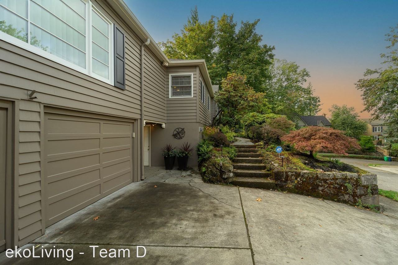 3959 Sw Tualatin Ave - Photo 3 of 50
