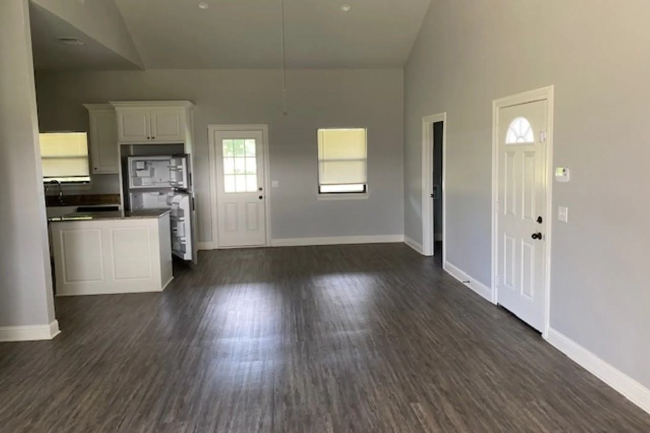 12453 Fm 346 W - Photo 2 of 10