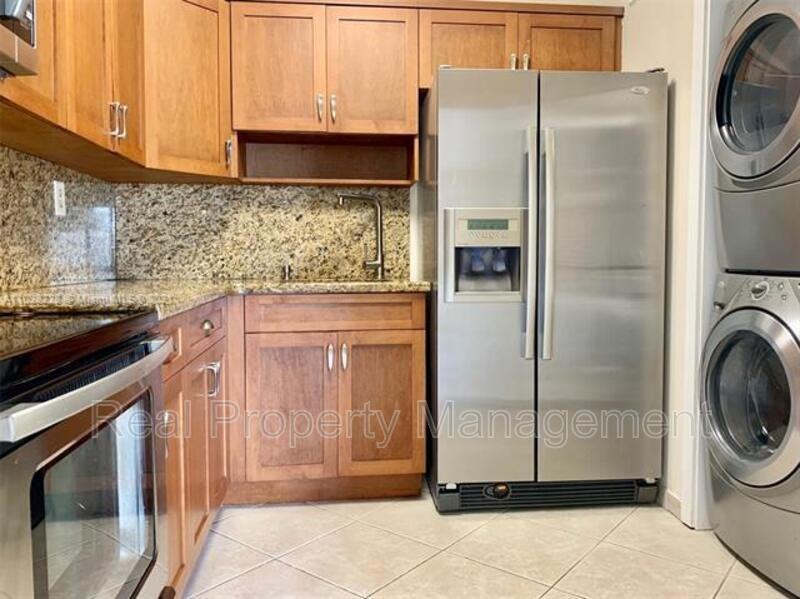 5731 Nw 37th St #210