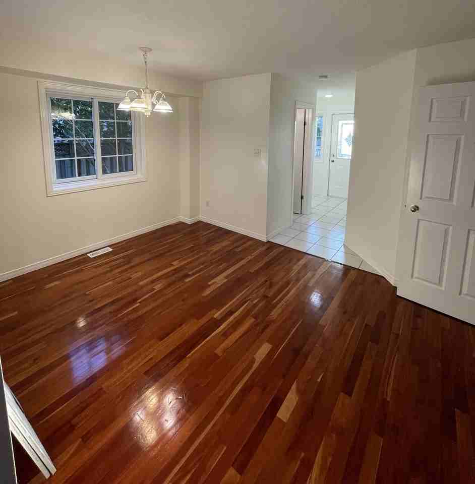 15 Marston Crescent - Photo 3 of 20