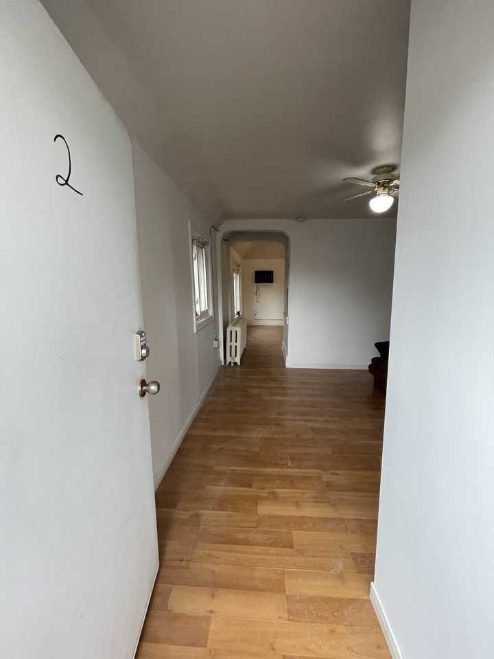 1118 Howard Ave Apartments in Walkerville, Windsor, ON N9A 1S7 Zumper