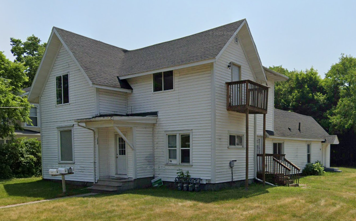 1230 S Farwell St Apartments in Third Ward, Eau Claire, WI 54701 Zumper