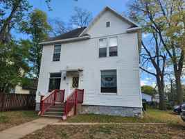 featured image of 415 Marston Ave