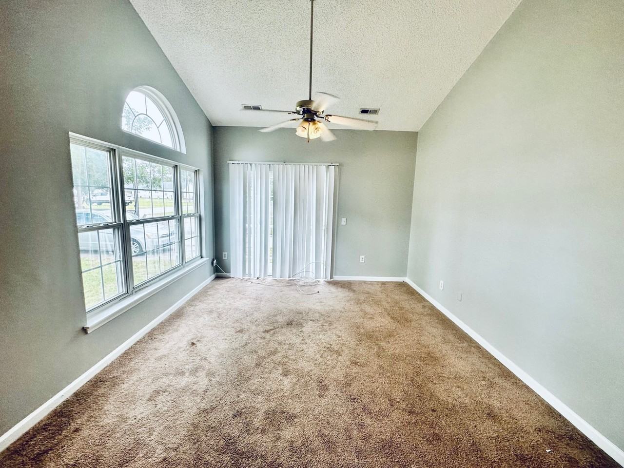 507 Alder St #2 - Photo 3 of 16