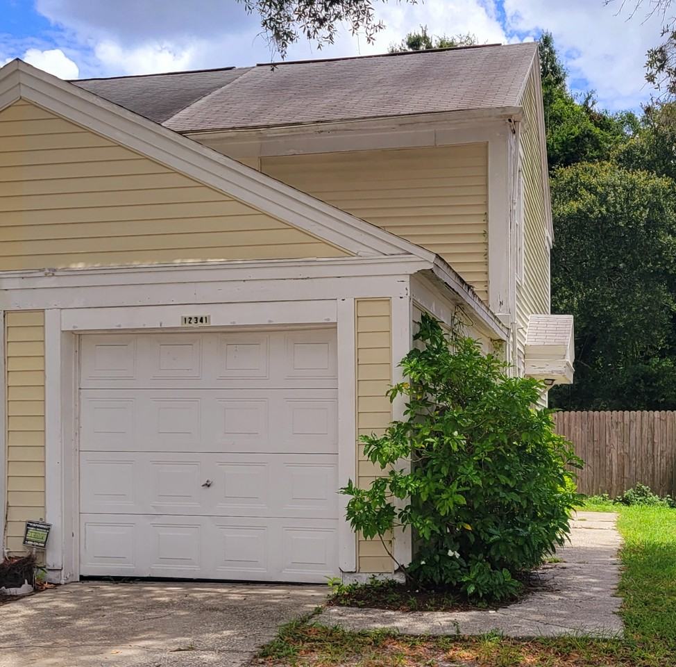 12341 Villager Ct - Photo 2 of 24