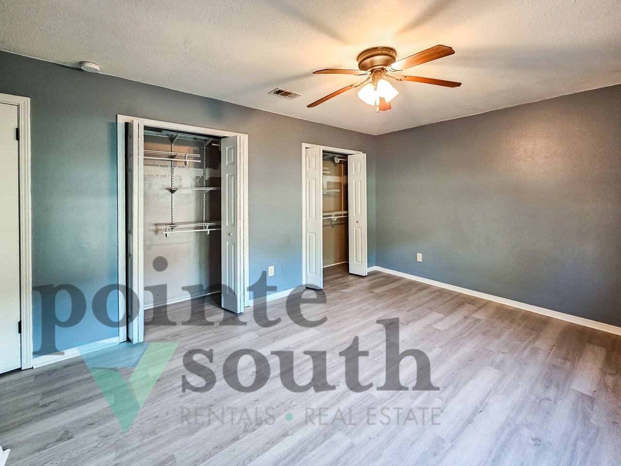 7811 Coronet Ln - Photo 7 of 15