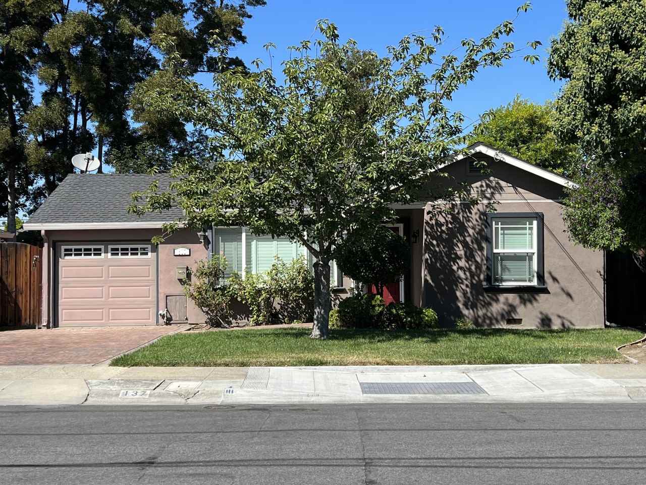 137 Chestnut Ave #NA - Photo 2 of 23