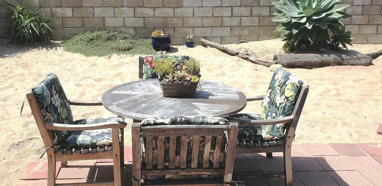 1159 Montauk Ln - Photo 2 of 22