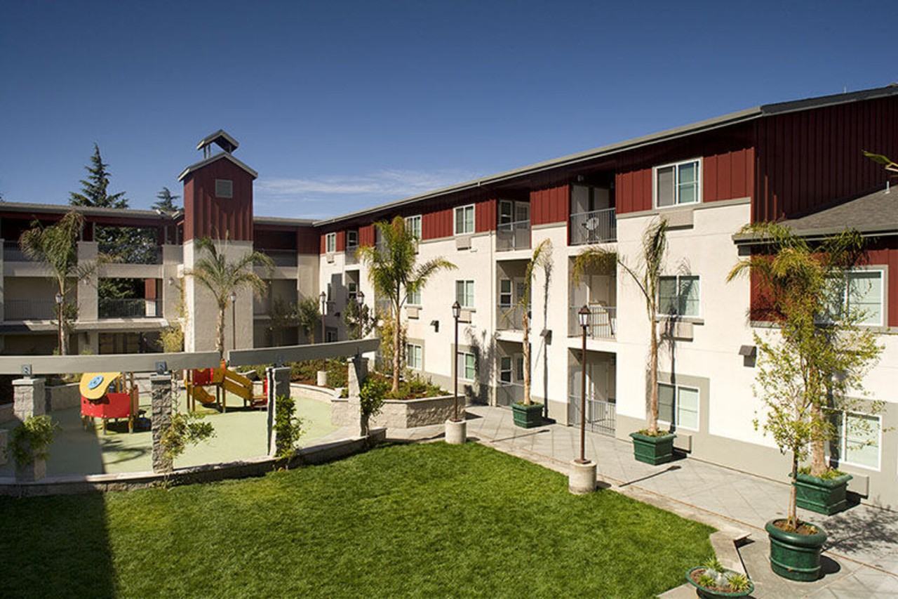 Almaden Family Apartments - Photo 3 of 20