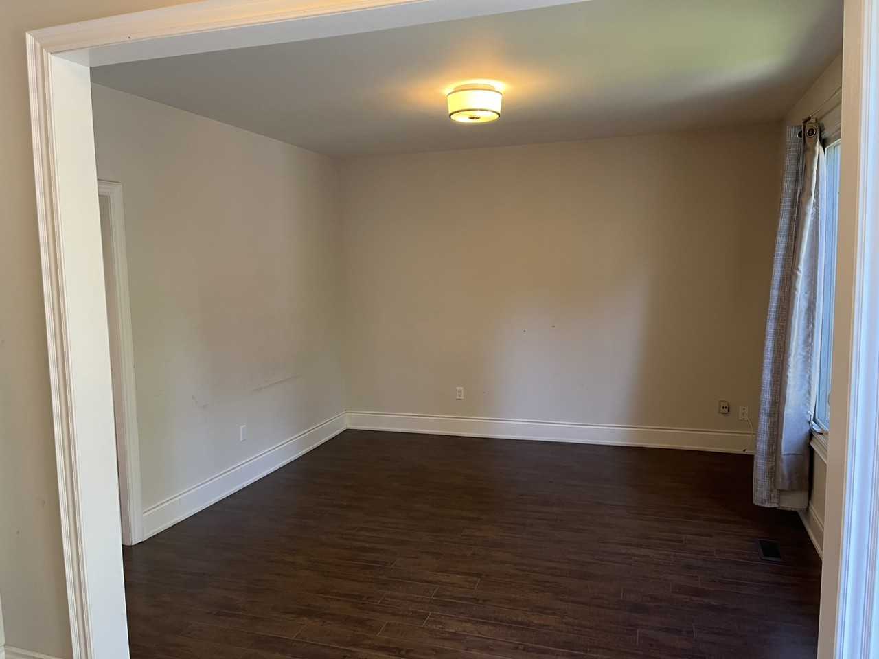 39 Mill St N - Photo 3 of 11