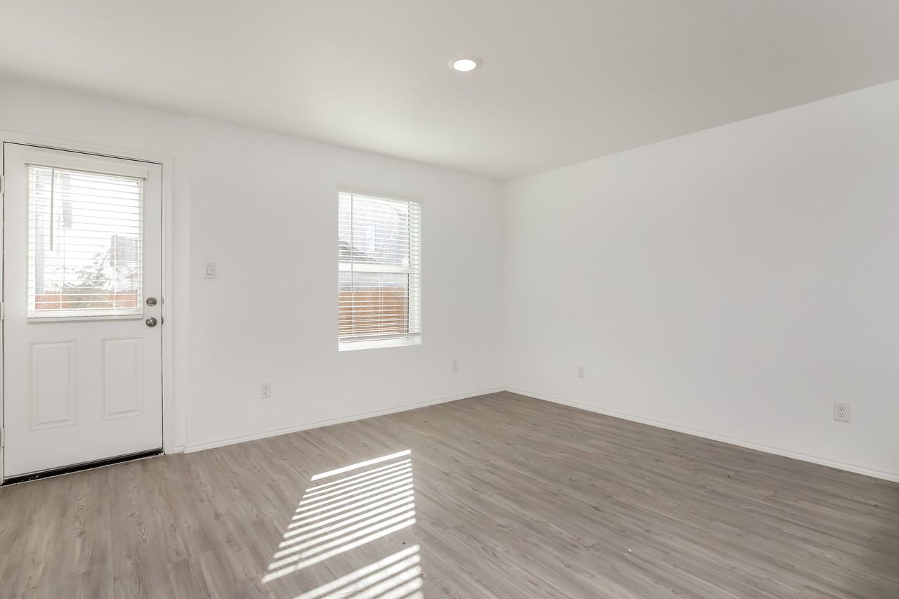 20348 Andalusite Way - Photo 2 of 13