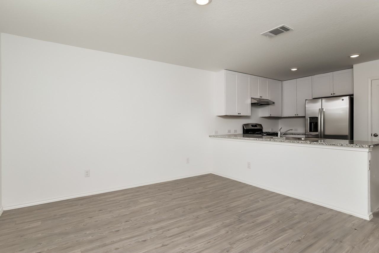 20348 Andalusite Way - Photo 5 of 13