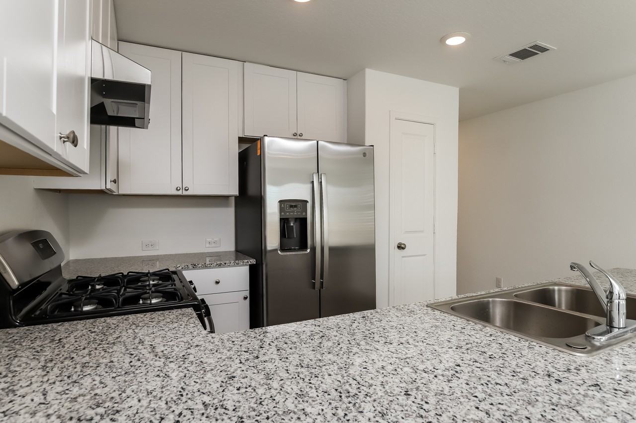 20348 Andalusite Way - Photo 7 of 13