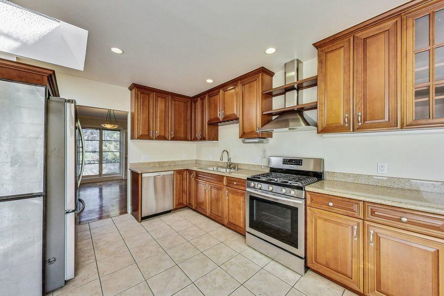 41 14th Ave - Photo 3 of 30