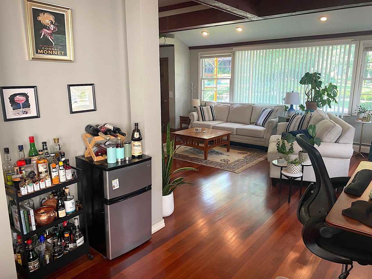 2417 W 22nd St #1 - Photo 2 of 12