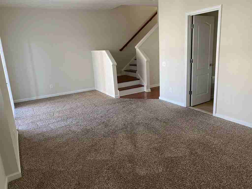 1713 Beacon Ln #1713 - Photo 3 of 20