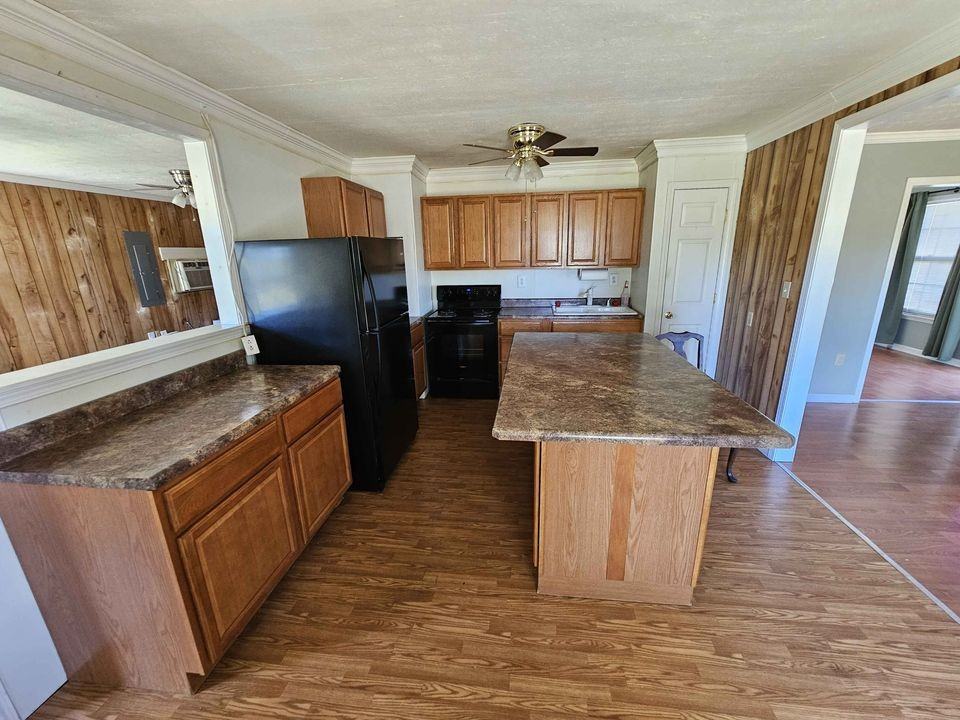 1030 Old Mcginley Dr #NA - Photo 2 of 9