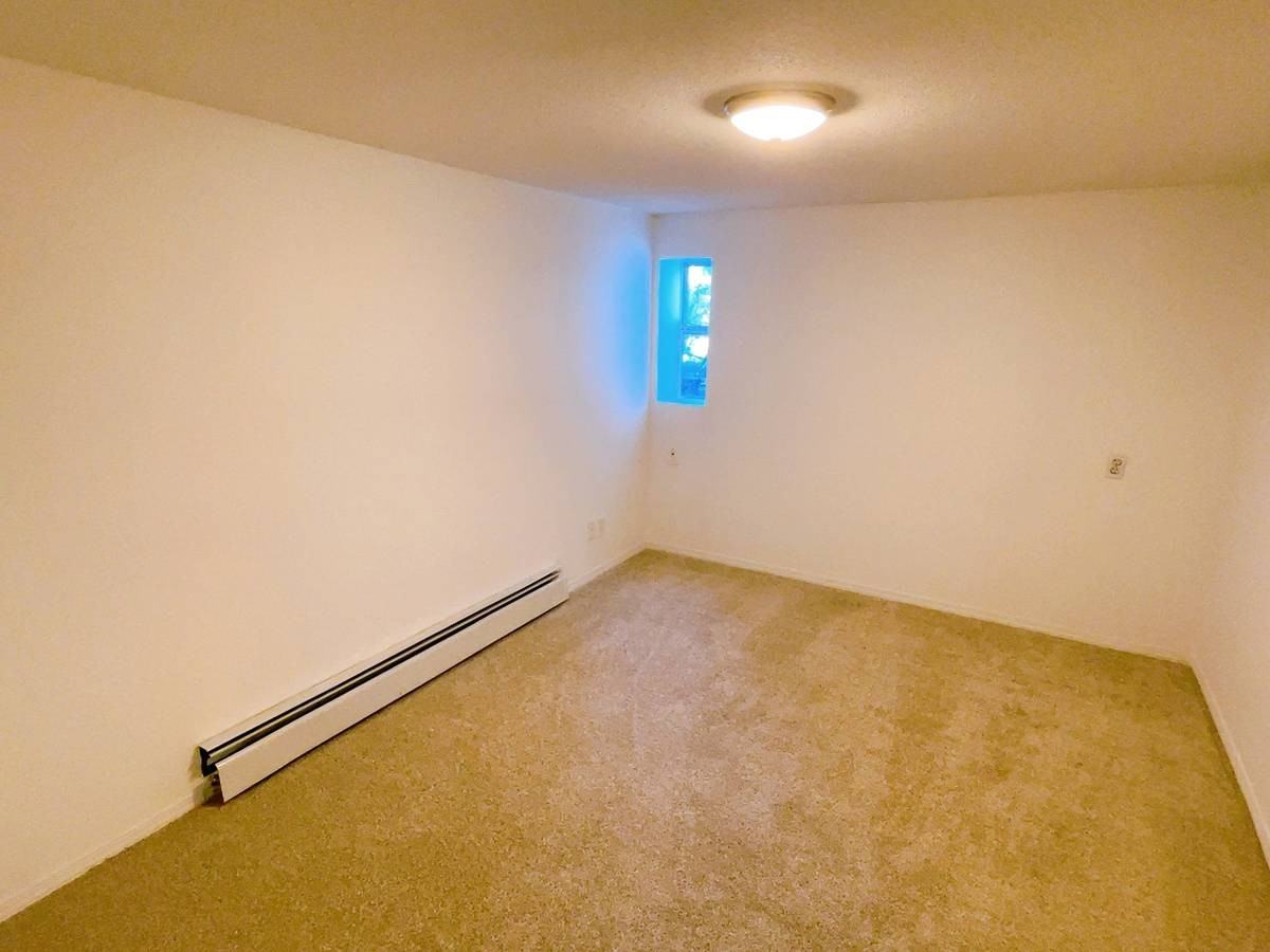 1320 10th Avenue - Photo 2 of 10