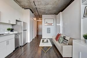 featured image of 800 19th Ave S