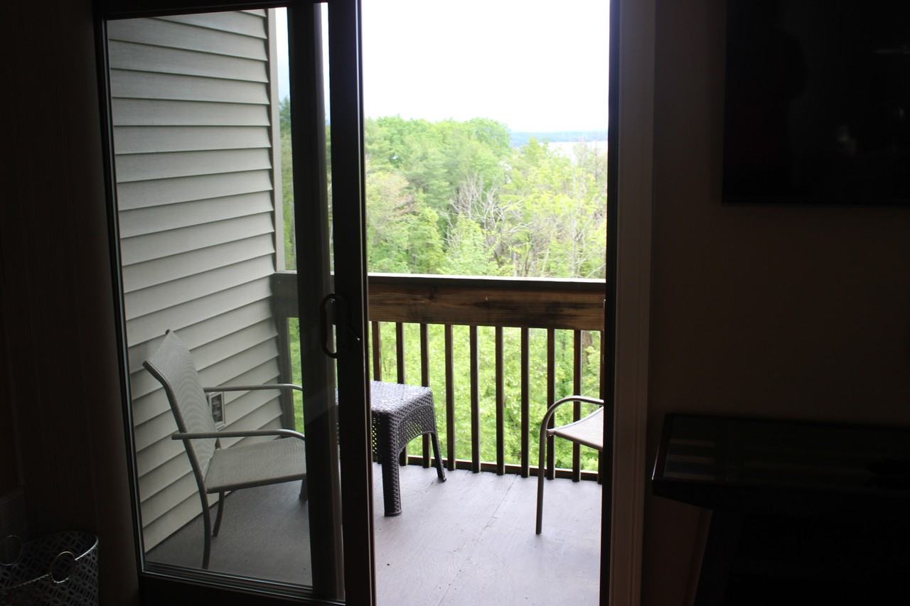 75 Treetop Cir #1 - Photo 2 of 12