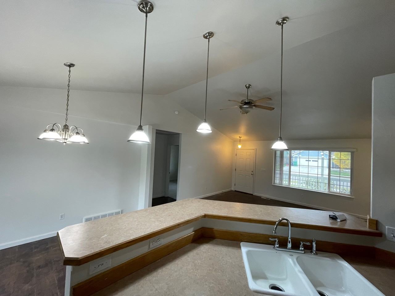 112 Mineral Ave #1 - Photo 5 of 23