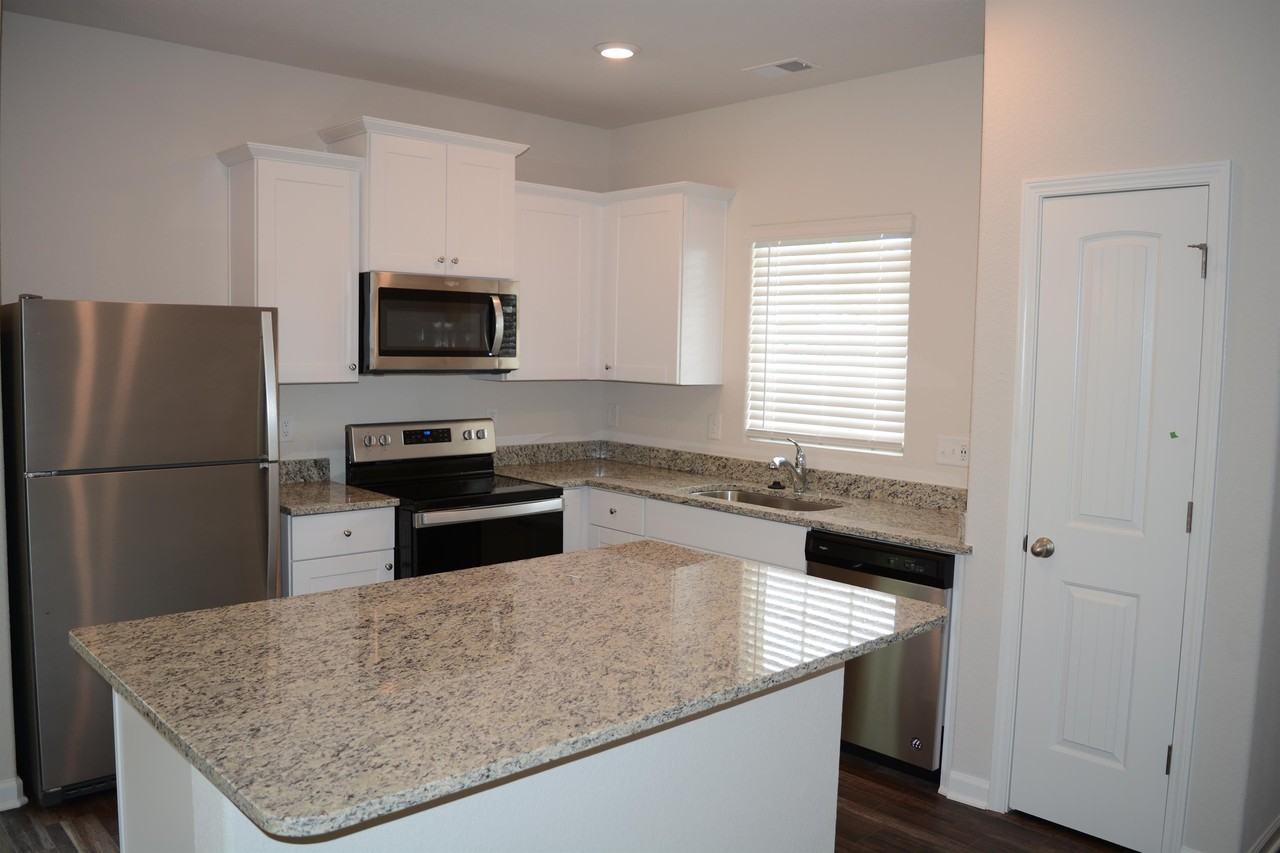 110 Chandler Ct #1 - Photo 2 of 10
