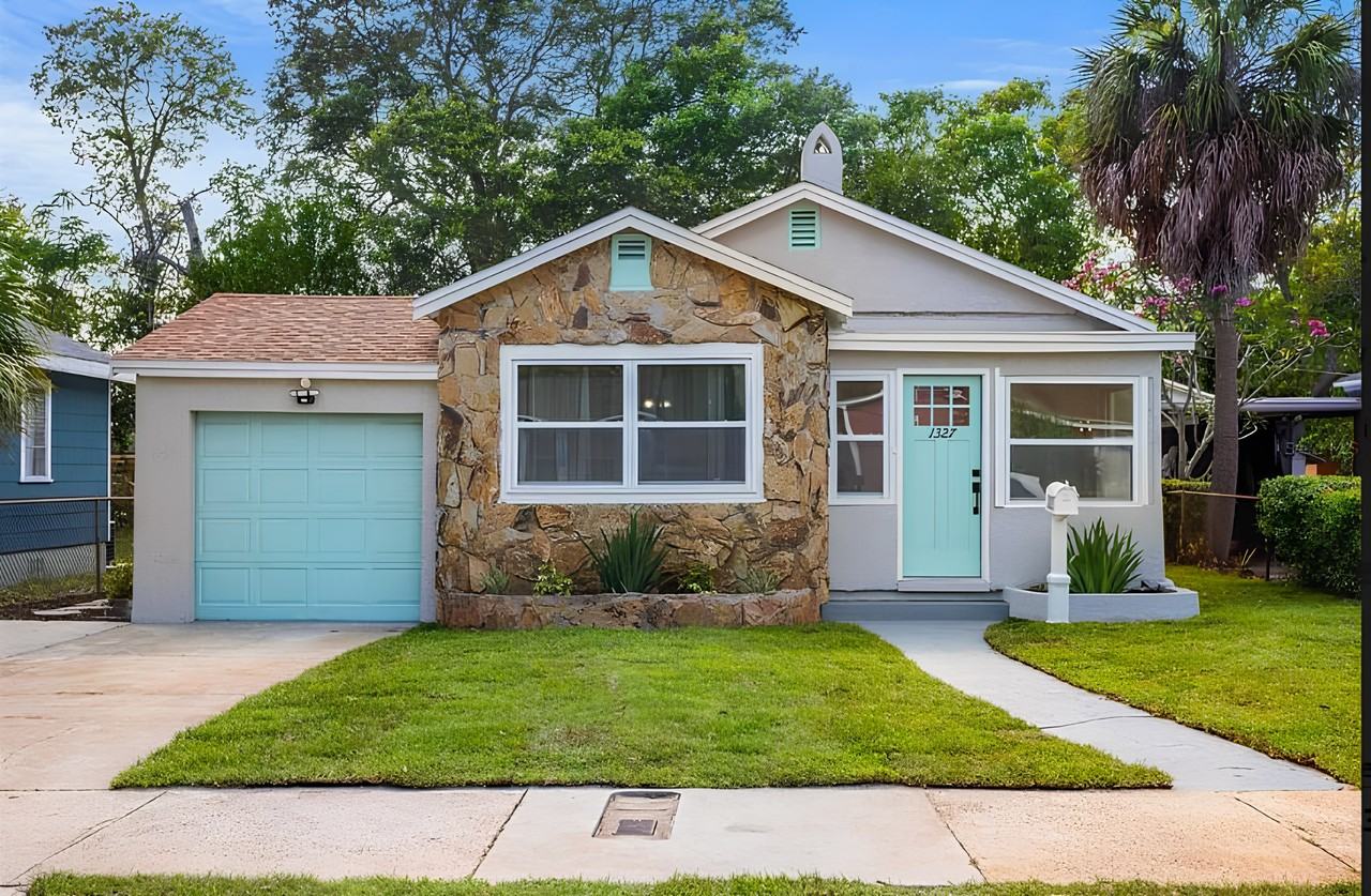 Prescott St S - Photo 2 of 10