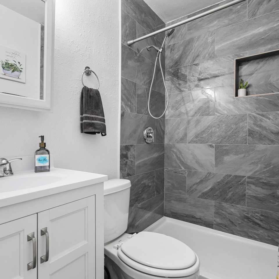 Prescott St S - Photo 3 of 10