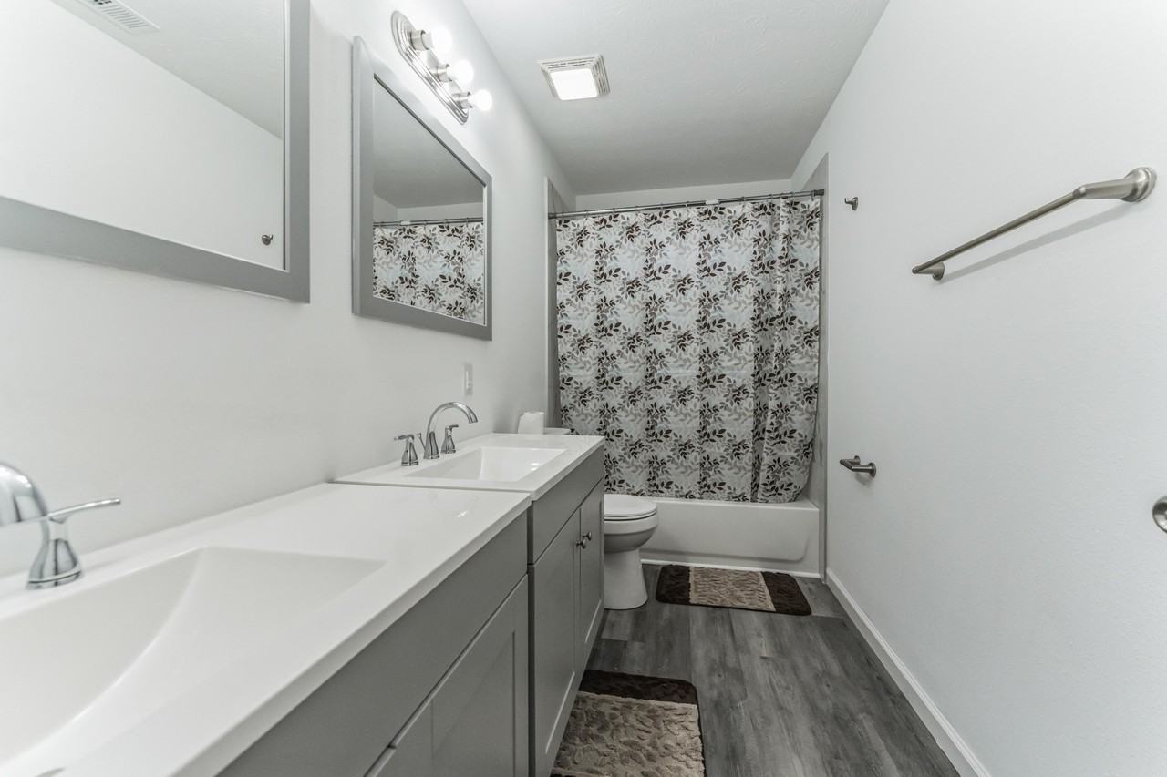 Farnsworth St - Photo 5 of 9