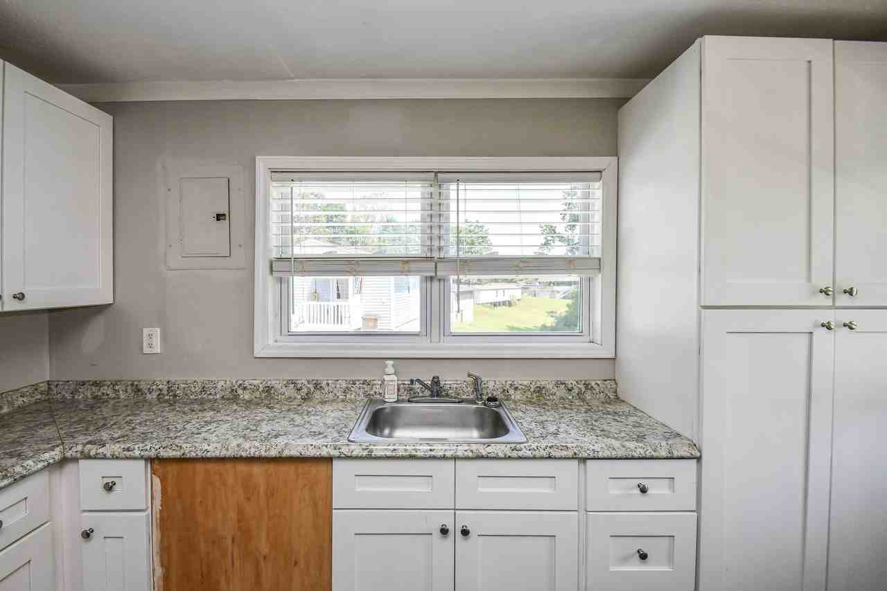 W Dennis Dr - Photo 3 of 14