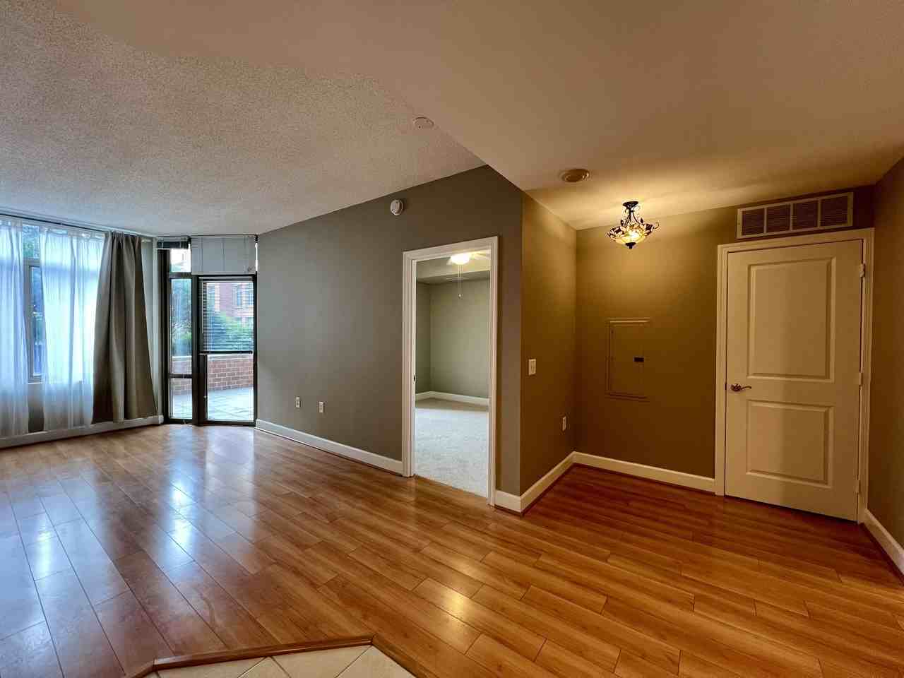 3600 South Glebe Road - 230W #230W - Photo 4 of 34