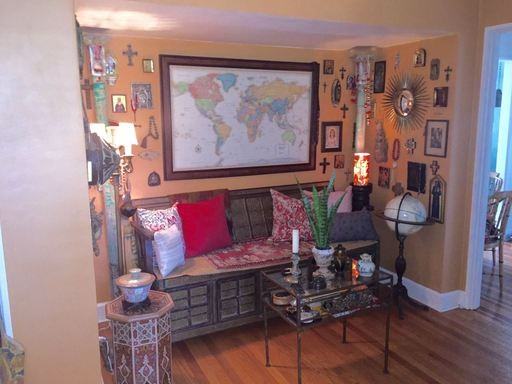 1016 Lancaster Dr - Photo 2 of 17