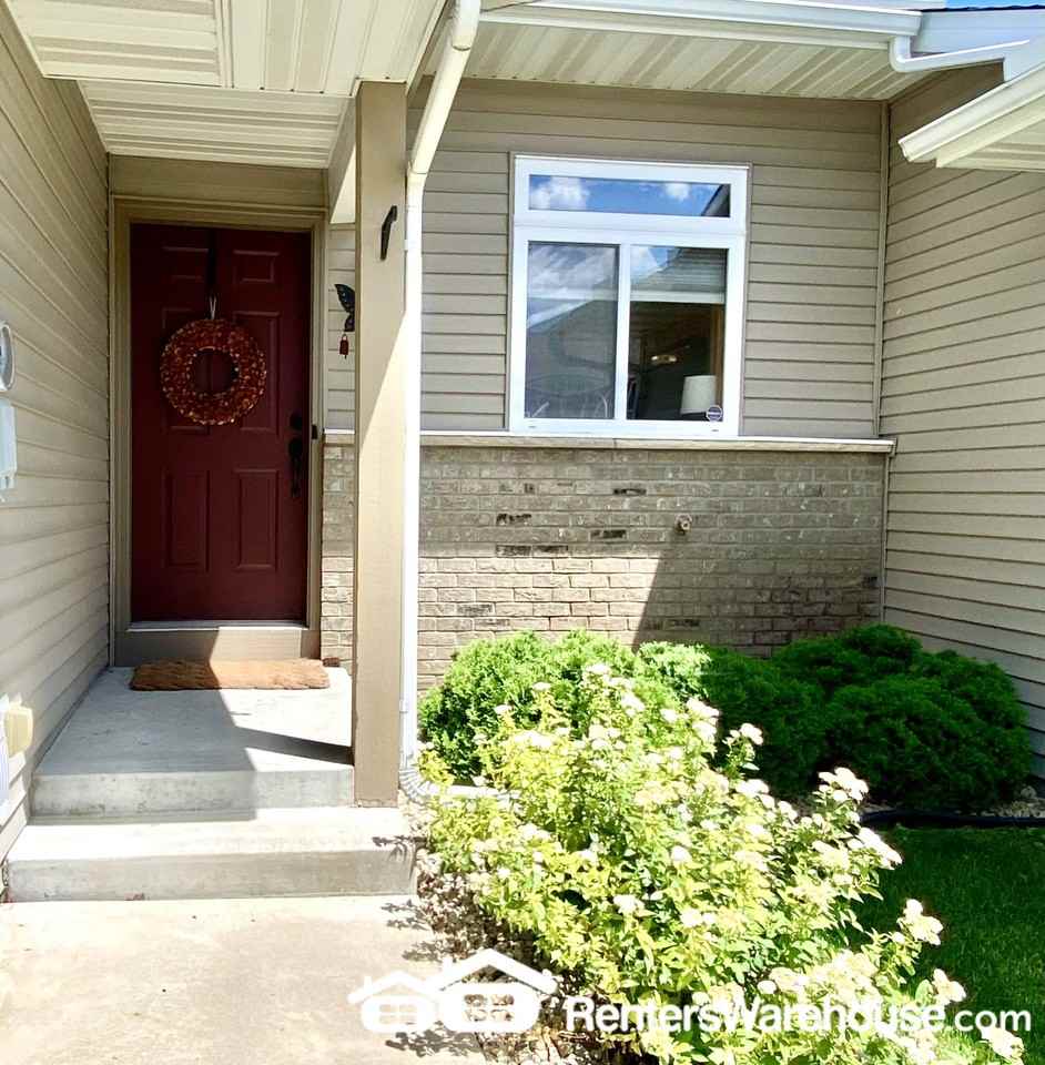 6804 Gingham Ct - Photo 2 of 10