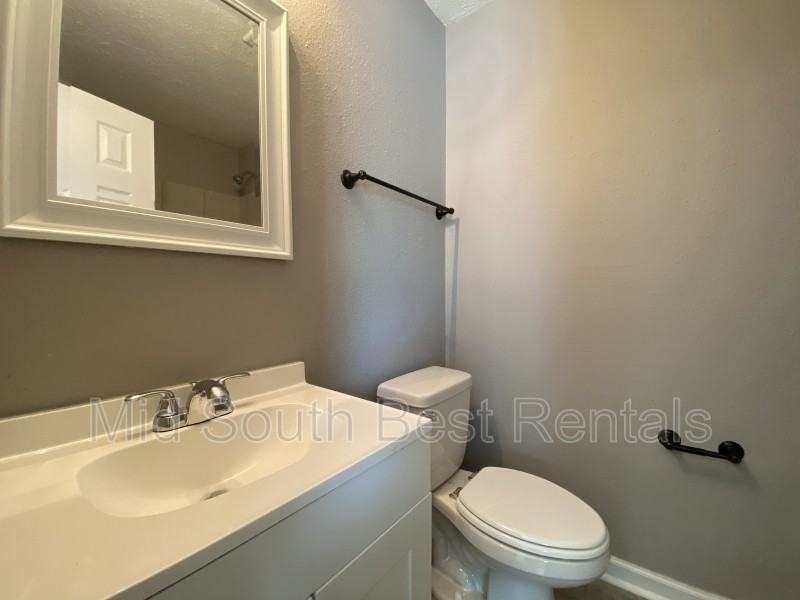 4201 W 19th St - Photo 7 of 8