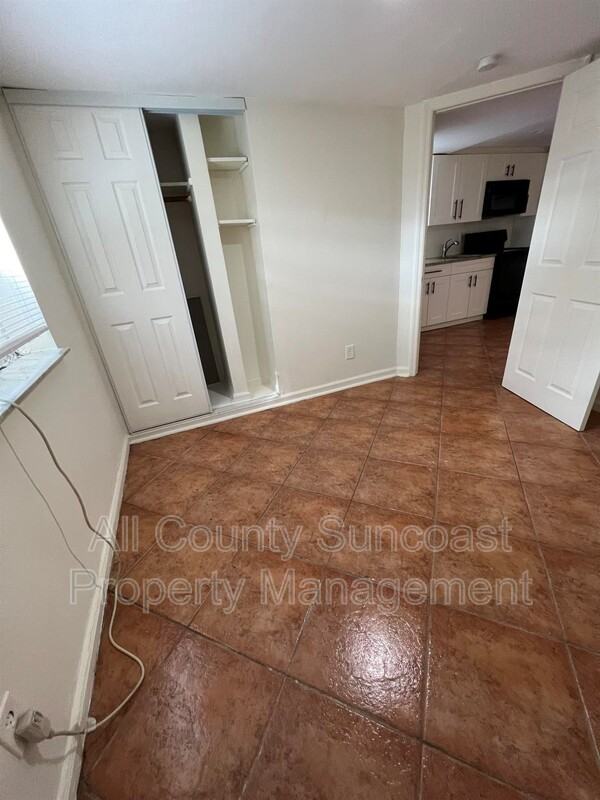 2621 40th Ave N #A - Photo 5 of 12